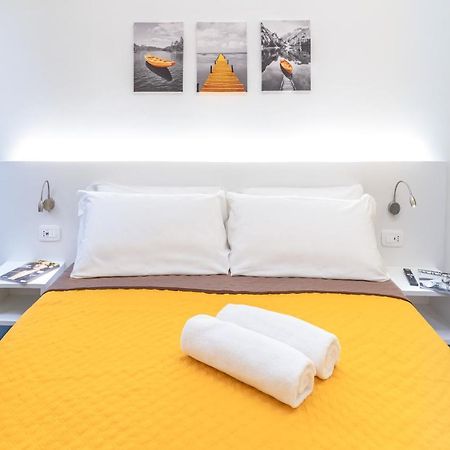 Colours Apartments & Rooms 산레모 외부 사진