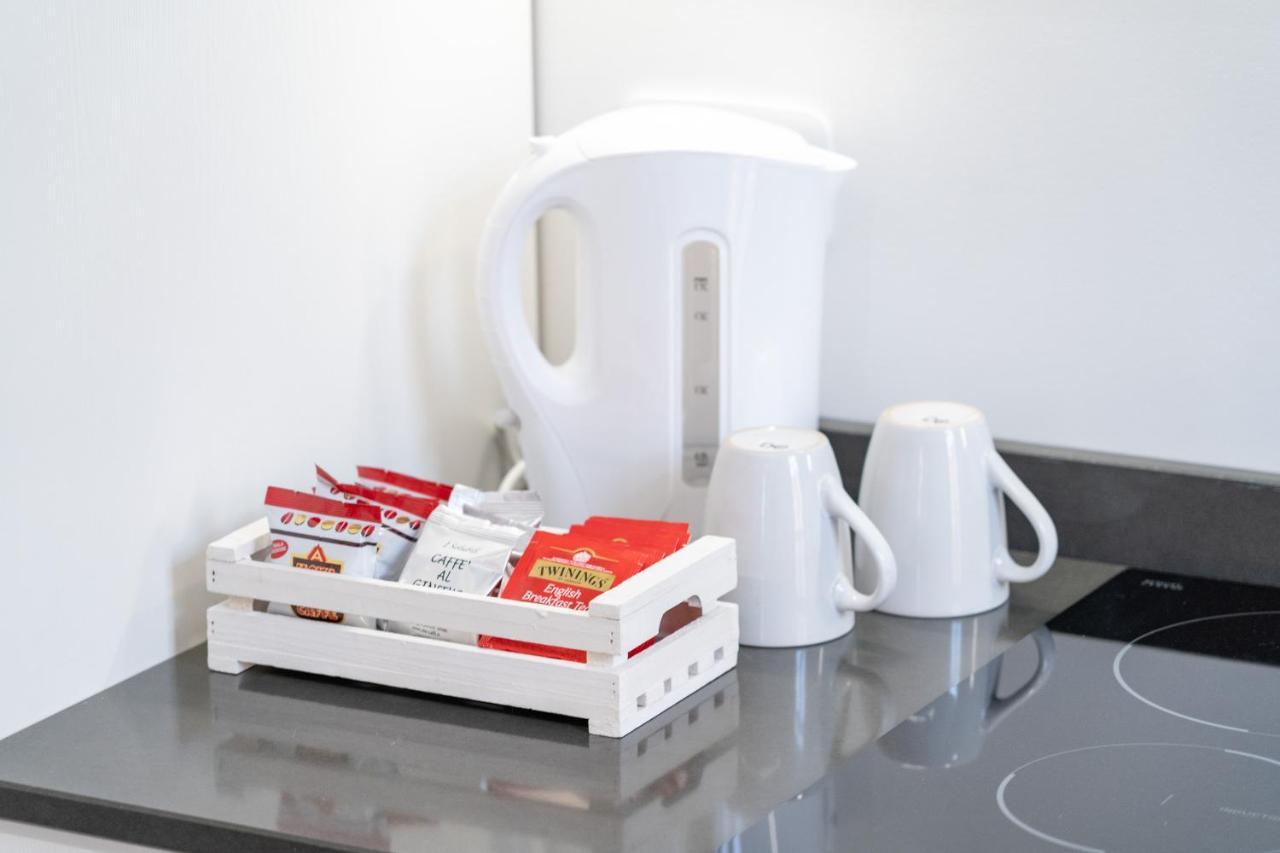 Colours Apartments & Rooms 산레모 외부 사진