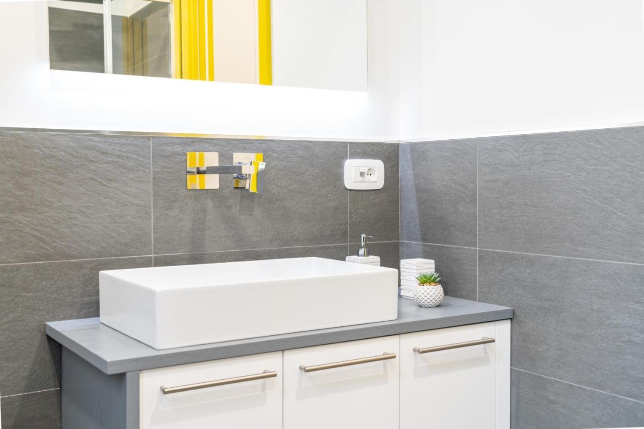 Colours Apartments & Rooms 산레모 외부 사진