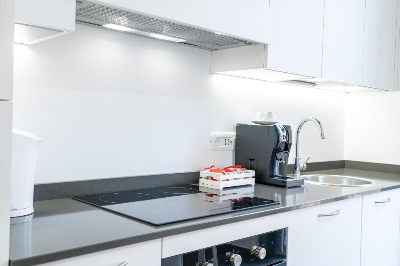 Colours Apartments & Rooms 산레모 외부 사진