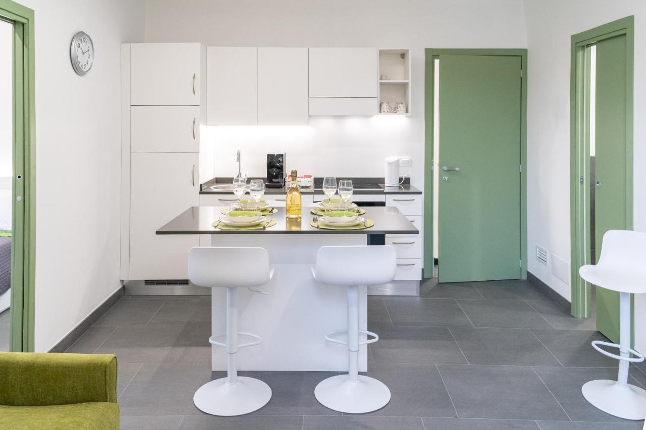 Colours Apartments & Rooms 산레모 외부 사진
