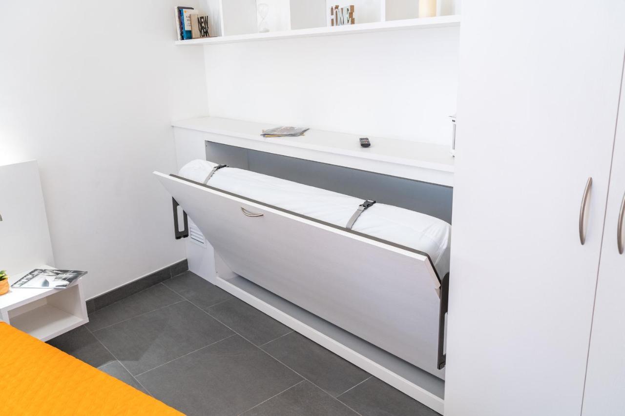 Colours Apartments & Rooms 산레모 외부 사진