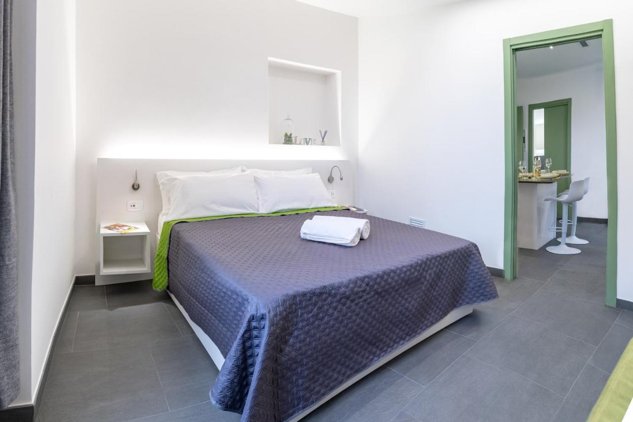 Colours Apartments & Rooms 산레모 외부 사진